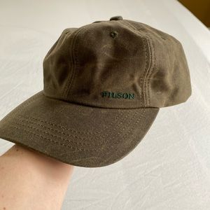 Brand new Filson 6 panel ottergreen hat